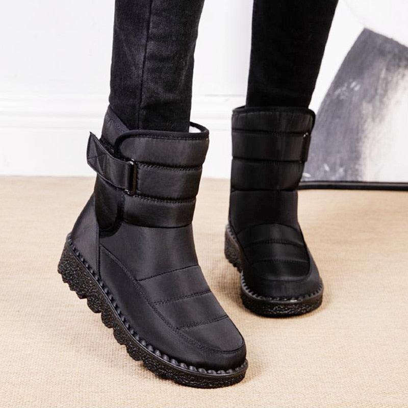 Women's Solid Waterproof Winter Boots - true-deals-club